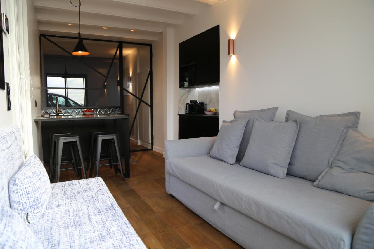 Appartement Face Mer Avec Terrasse Et Parking ทรูวิลล์-ซูร์-แมร์ ภายนอก รูปภาพ