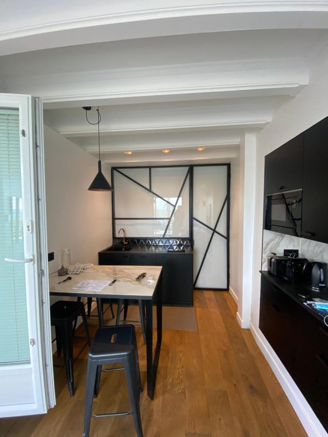 Appartement Face Mer Avec Terrasse Et Parking ทรูวิลล์-ซูร์-แมร์ ภายนอก รูปภาพ