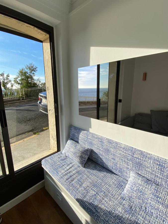 Appartement Face Mer Avec Terrasse Et Parking ทรูวิลล์-ซูร์-แมร์ ภายนอก รูปภาพ