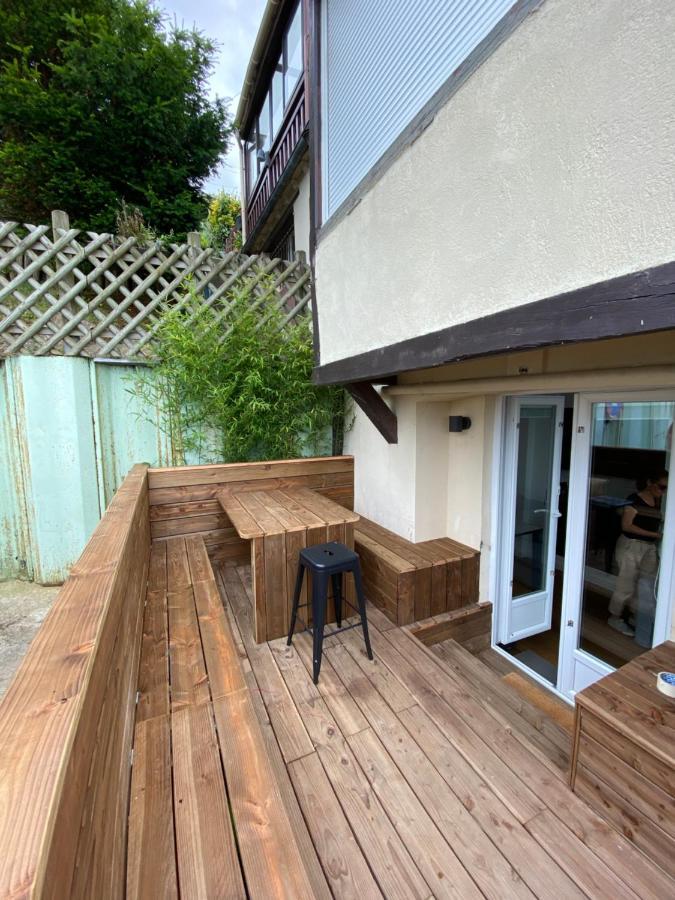 Appartement Face Mer Avec Terrasse Et Parking ทรูวิลล์-ซูร์-แมร์ ภายนอก รูปภาพ
